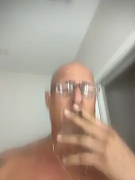 carlospingalinda online show from October 8, 11:46 pm