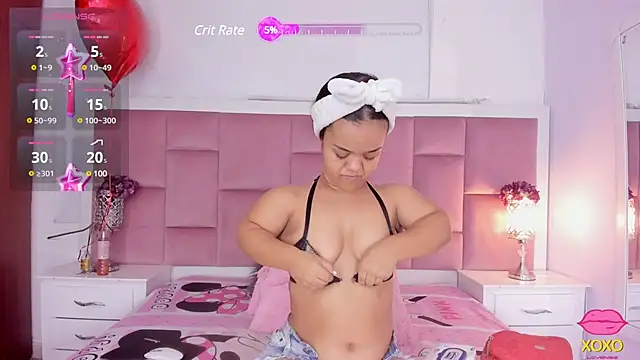 Snapshot of AnieRey chatting on February 11, 1:09 pm AnieRey online show from February 11, 1:09 pm