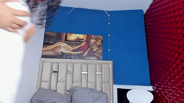 Snapshot of BrigitteRoy_ chatting on February 1, 7:23 pm BrigitteRoy  online show from February 1, 7:23 pm