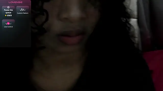 BrigitteRoy  online show from April 18, 2:59 am