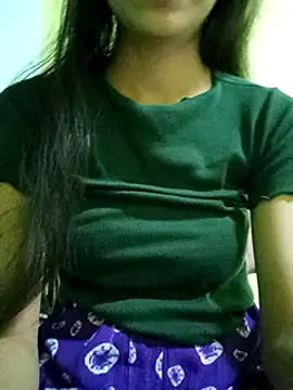 Snapshot of silverworm2026 chatting on February 17, 5:53 pm silverworm2026 online show from February 17, 5:53 pm