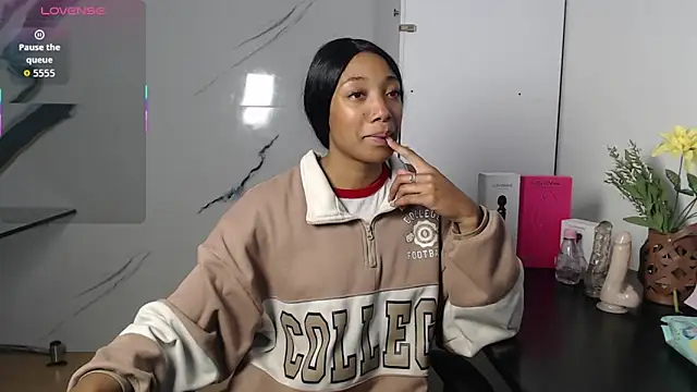 Snapshot of esmeralda-bk chatting on October 1, 10:38 pm esmeralda-bk online show from October 1, 10:38 pm