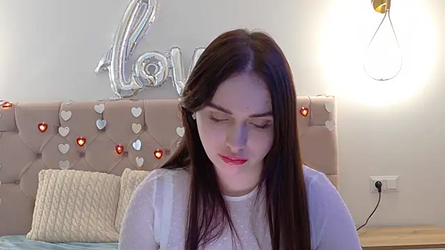 Lilliana Moon online show from February 21, 12:28 pm