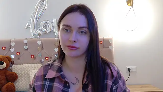 Lilliana Moon online show from February 25, 1:50 pm