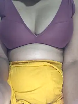 Snapshot of nikkibenza chatting on December 2, 7:36 am nikkibenza online show from December 2, 7:36 am