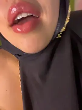 zahra Jalid online show from April 20, 11:17 pm