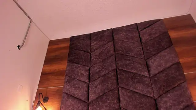 Snapshot of SabrinaSpell_ chatting on January 31, 6:03 pm SabrinaSpell online show from January 31, 6:03 pm