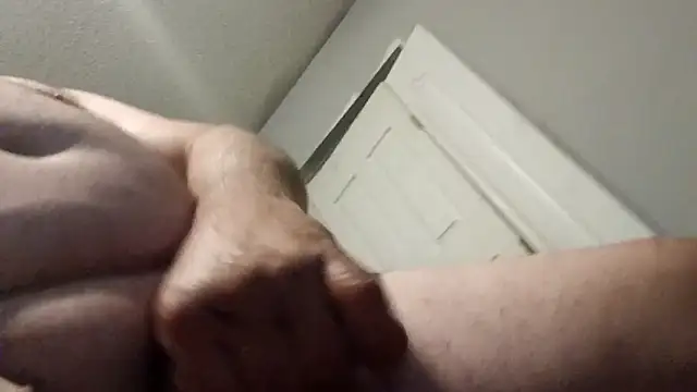 watchingme online show from April 25, 3:31 am