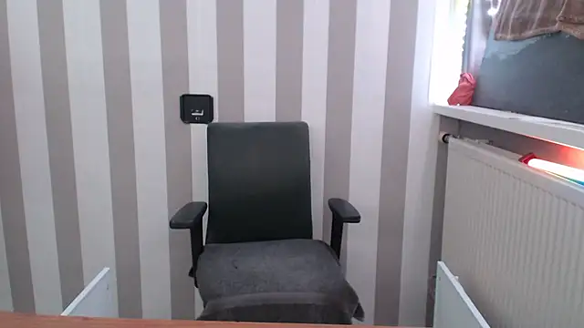 Snapshot of Sissy_Sexy_XXX chatting on March 15, 7:09 pm Sissy Sexy XXX online show from March 15, 7:09 pm