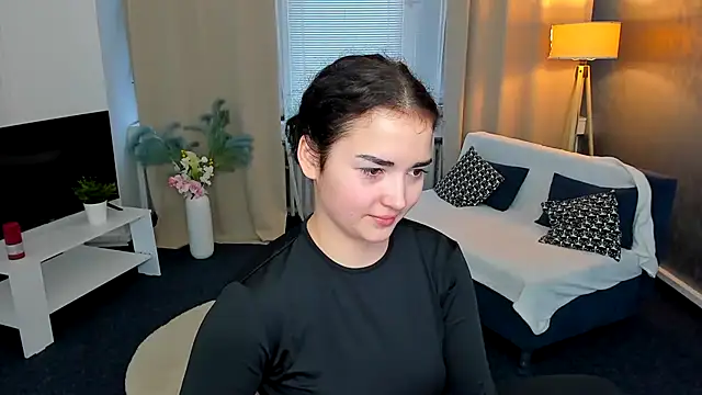 AmeliaLoveee online show from January 18, 2:33 pm