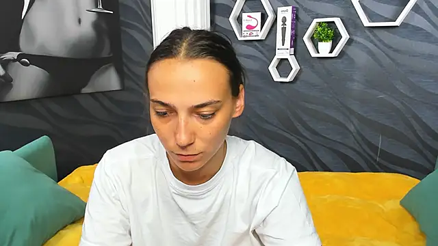 annabishop online show from March 21, 6:38 am