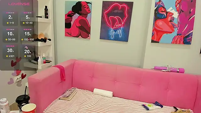 Snapshot of Brilly_Lily chatting on December 14, 2:17 am Brilly Lily online show from December 14, 2:17 am