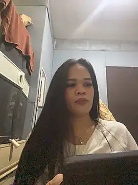 SophiaCourthaway online show from November 11, 5:35 pm