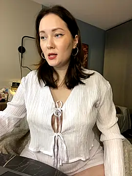 Kiss My Body online show from November 24, 5:12 pm