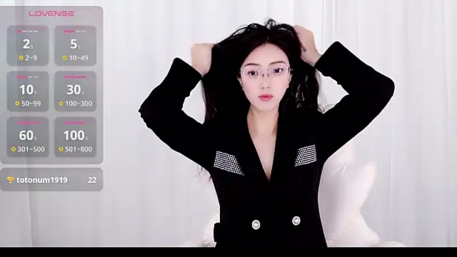 miaomiao-777 online show from November 1, 3:52 am