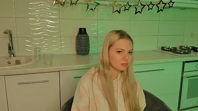 SynnoveEyre online show from January 22, 3:40 pm