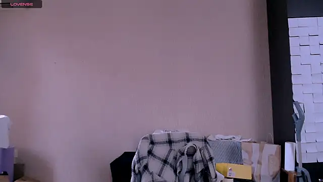  Roselina  online show from December 4, 7:28 am