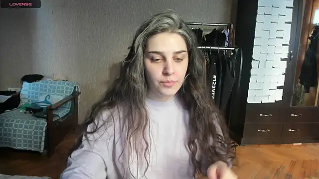 Snapshot of _Roselina_ chatting on June 29, 3:34 pm Roselina online show from June 29, 3:34 pm