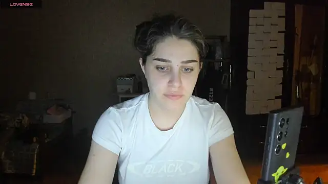 Snapshot of _Roselina_ chatting on July 6, 7:38 pm Roselina online show from July 6, 7:38 pm