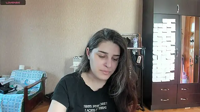 Snapshot of _Roselina_ chatting on July 8, 12:09 pm Roselina online show from July 8, 12:09 pm