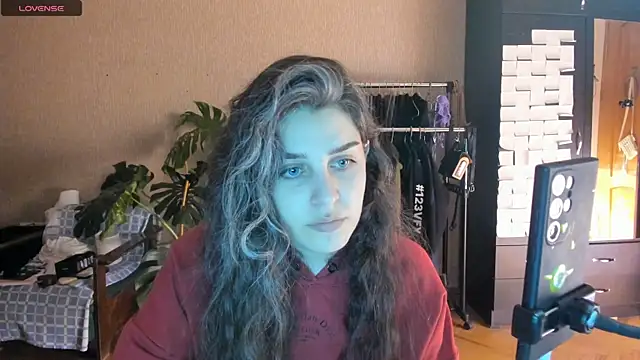 Snapshot of _Roselina_ chatting on July 22, 6:43 pm Roselina online show from July 22, 6:43 pm