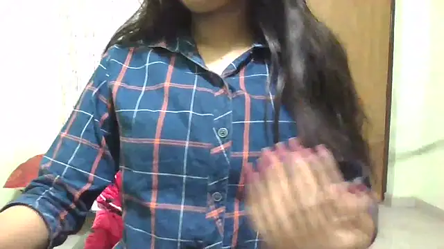 Snapshot of Sandhya_lovely chatting on December 5, 2:58 pm Sandhya lovely online show from December 5, 2:58 pm