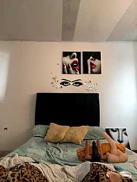 Keyler True18 online show from September 19, 12:39 pm