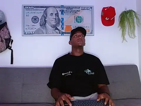 Master foot  online show from April 13, 5:13 am