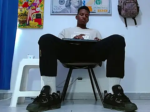 Master foot  online show from July 13, 8:44 pm