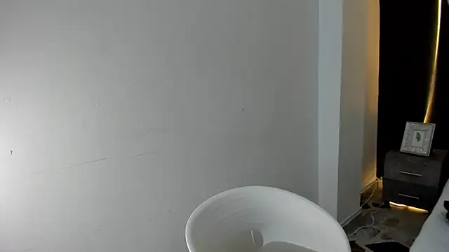 EthaanCox online show from November 22, 9:14 pm