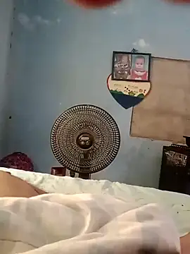 Snapshot of Jinenez chatting on February 26, 5:17 pm Jinenez online show from February 26, 5:17 pm