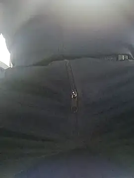 Snapshot of Jinenez chatting on March 9, 5:22 am Jinenez online show from March 9, 5:22 am