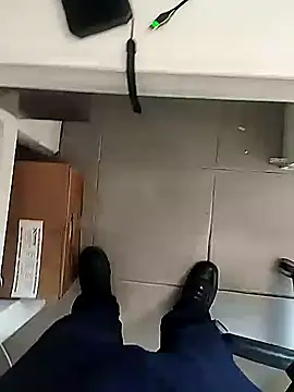 Snapshot of Jinenez chatting on September 24, 2:31 pm Jinenez online show from September 24, 2:31 pm