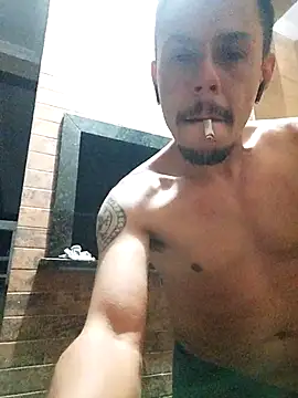 Snapshot of Santanacumxplod chatting on September 10, 2:11 am Santanacumxplod online show from September 10, 2:11 am