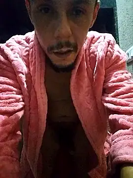 Snapshot of Santanacumxplod chatting on October 13, 2:33 am Santanacumxplod online show from October 13, 2:33 am