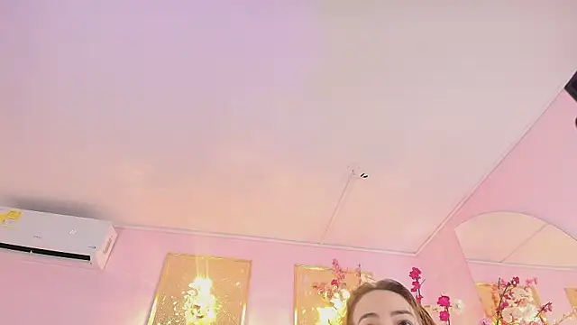 scarlette69 online show from February 6, 7:28 pm