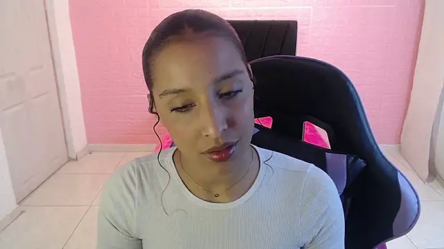 DULCE1609 online show from April 21, 8:12 pm