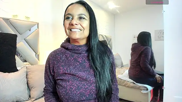 raquell moore online show from September 19, 11:11 am