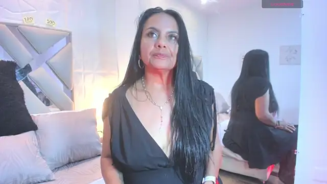 raquell moore online show from September 23, 11:41 pm