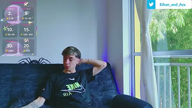 ethan and ava online show from October 15, 12:38 pm