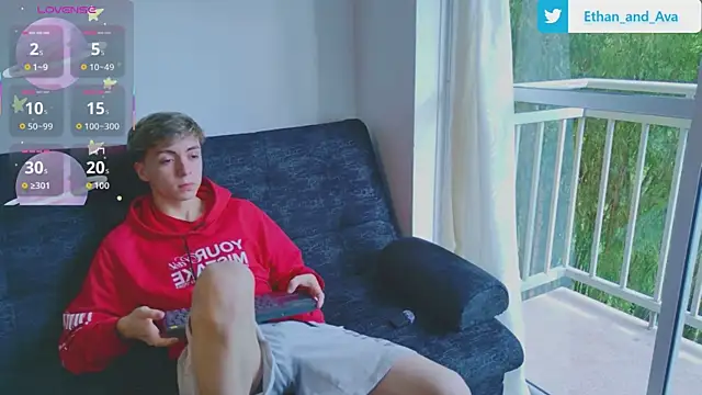 ethan and ava online show from October 19, 1:12 pm