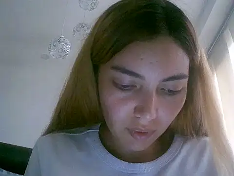 Snapshot of VittoriaTaylor chatting on February 6, 10:13 pm VittoriaTaylor online show from February 6, 10:13 pm