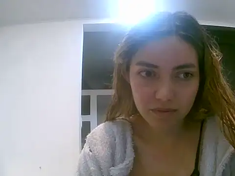 Snapshot of VittoriaTaylor chatting on March 23, 8:13 pm VittoriaTaylor online show from March 23, 8:13 pm