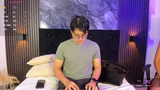 vanilla hot online show from March 4, 1:17 pm