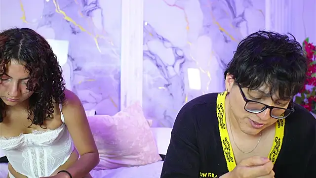 vanilla hot online show from September 15, 7:36 pm