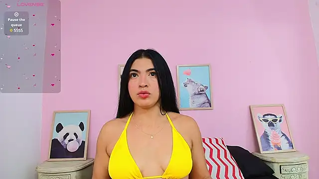 Snapshot of NicolettaLima chatting on February 12, 4:33 am NicolettaLima online show from February 12, 4:33 am