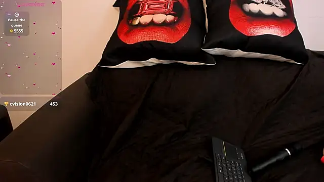 Snapshot of NicolettaLima chatting on March 5, 11:27 pm NicolettaLima online show from March 5, 11:27 pm