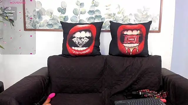 Snapshot of NicolettaLima chatting on March 14, 8:17 pm NicolettaLima online show from March 14, 8:17 pm