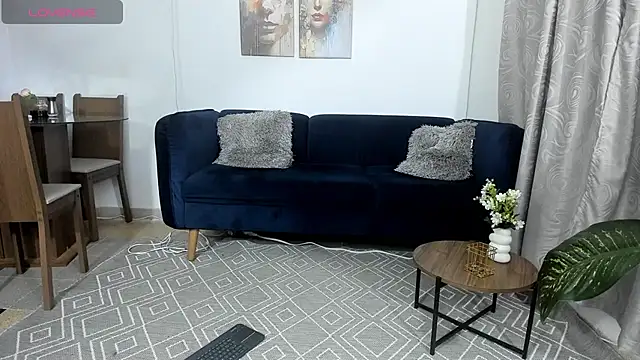 Snapshot of NicolettaLima chatting on November 4, 12:10 am NicolettaLima online show from November 4, 12:10 am