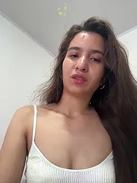 Snapshot of Bella_still chatting on March 30, 1:45 pm Bella still online show from March 30, 1:45 pm